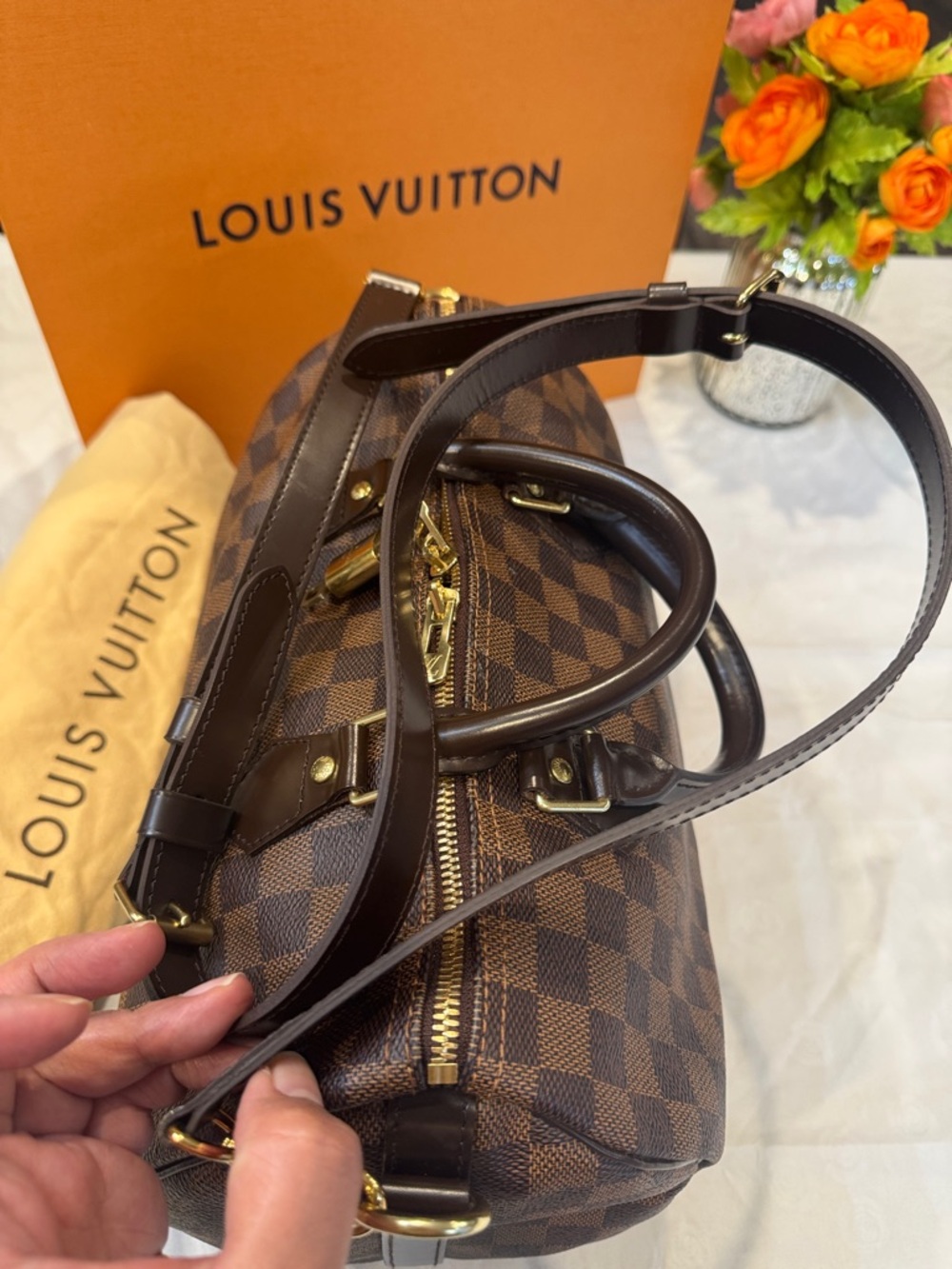 Authentic Louis Vuitton Brown Damier Ebene Bandoulier 30 - Picture 11 of 15